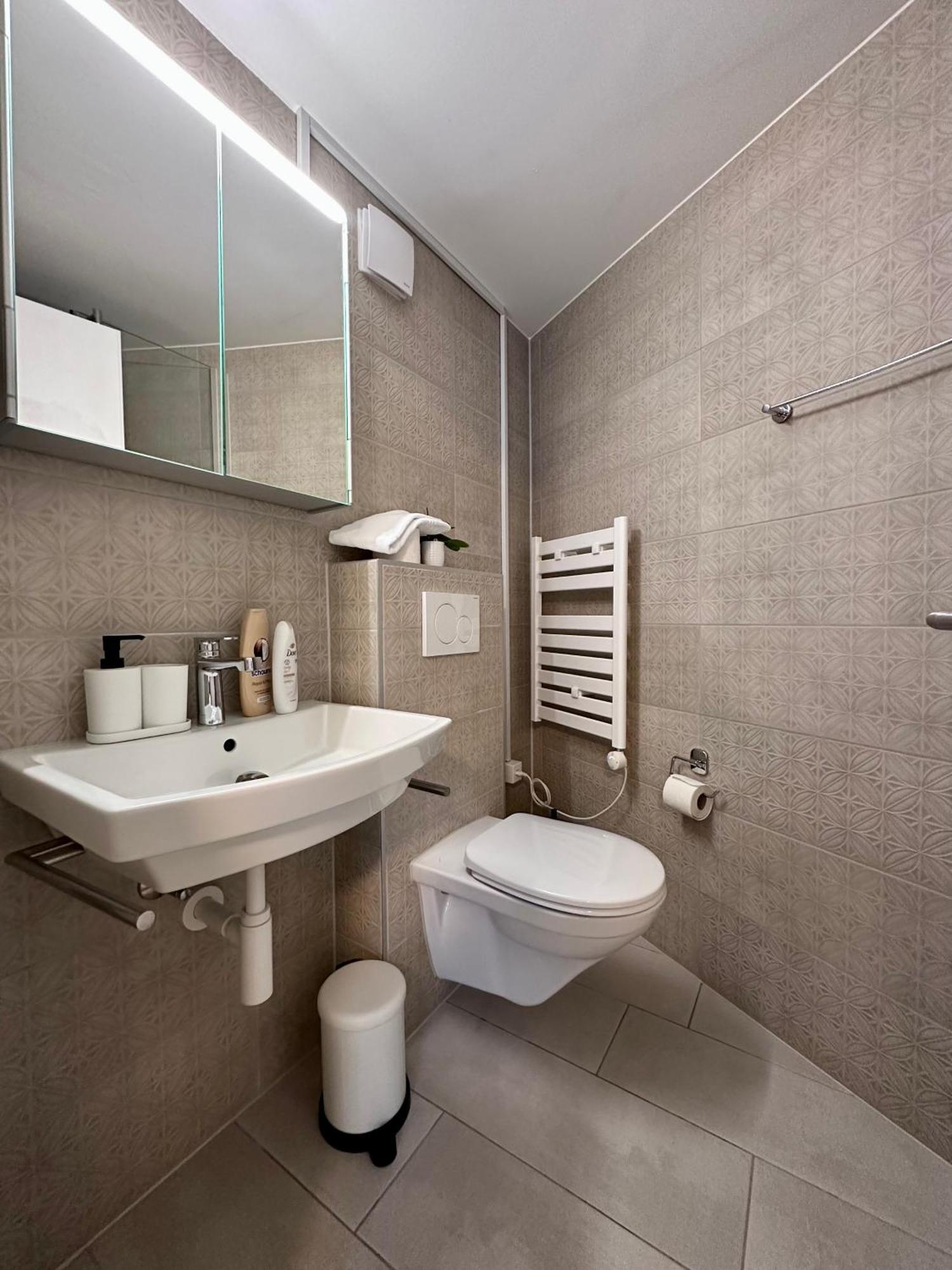 Welcome Hotel - Hellbuehl Self-Check-In Экстерьер фото